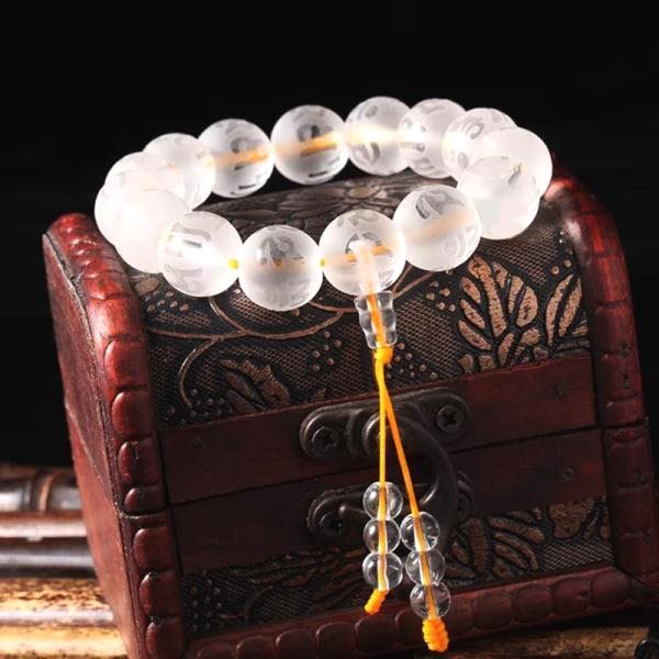 Natural White Crystal Healing Bracelet – Unisex Energy Stone Beaded Jewelry