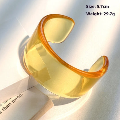 Brown Geometric Resin Open Bracelet for Women – Transparent Minimalist Jewelry