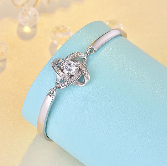 S925 Sterling Silver Four-Leaf Clover Bracelet – Simple & Elegant Lucky Charm Jewelry