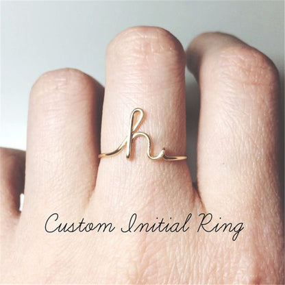 Unisex A-Z Initial Rings – Gold & Silver Geometric Finger Jewelry for Men & Women