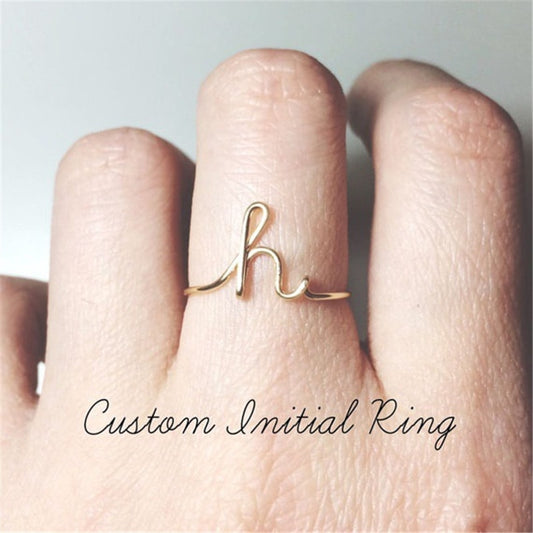 Unisex A-Z Initial Rings – Gold & Silver Geometric Finger Jewelry for Men & Women