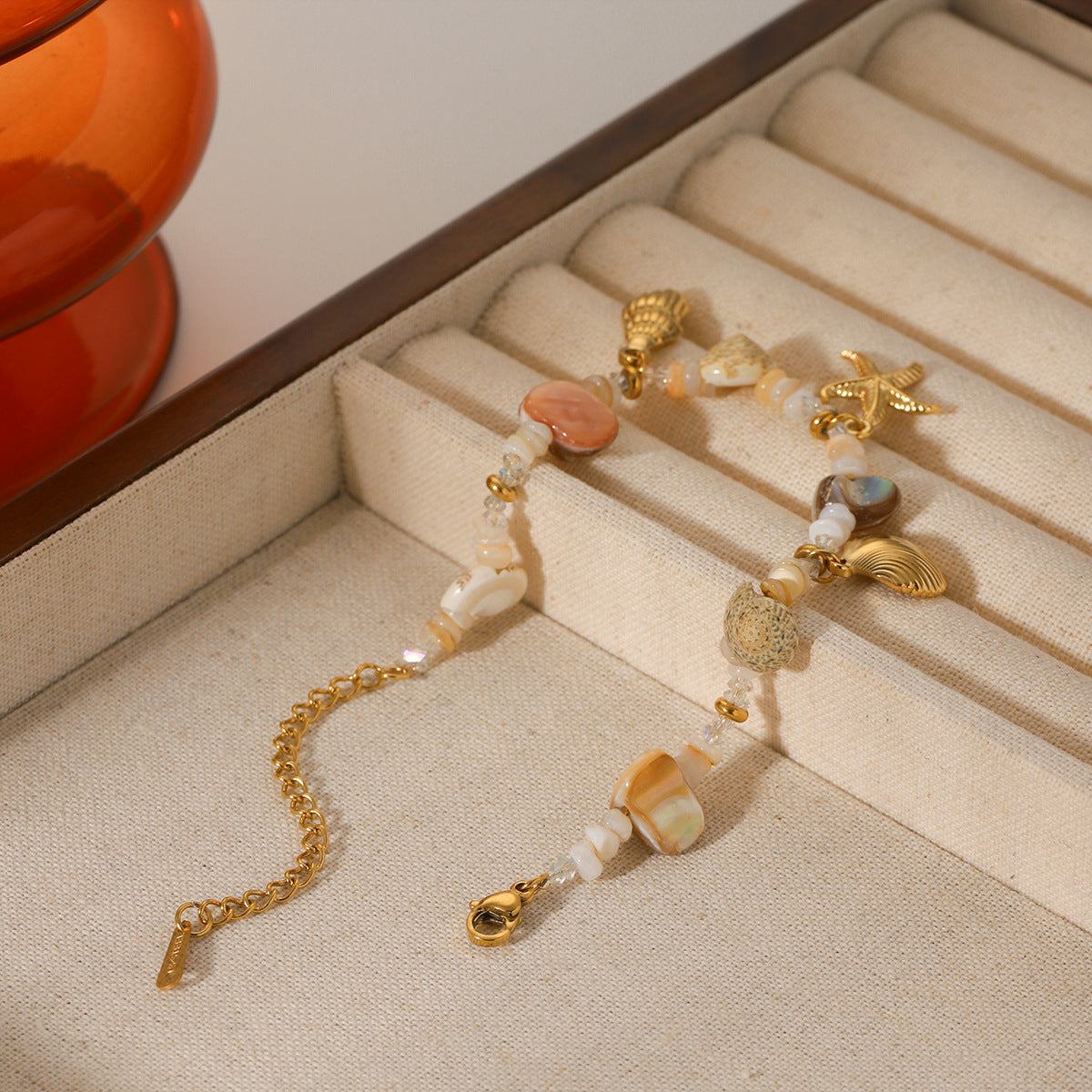 Stainless Steel Conch & Starfish Shell Bracelet for Women – Elegant Beach Jewelry