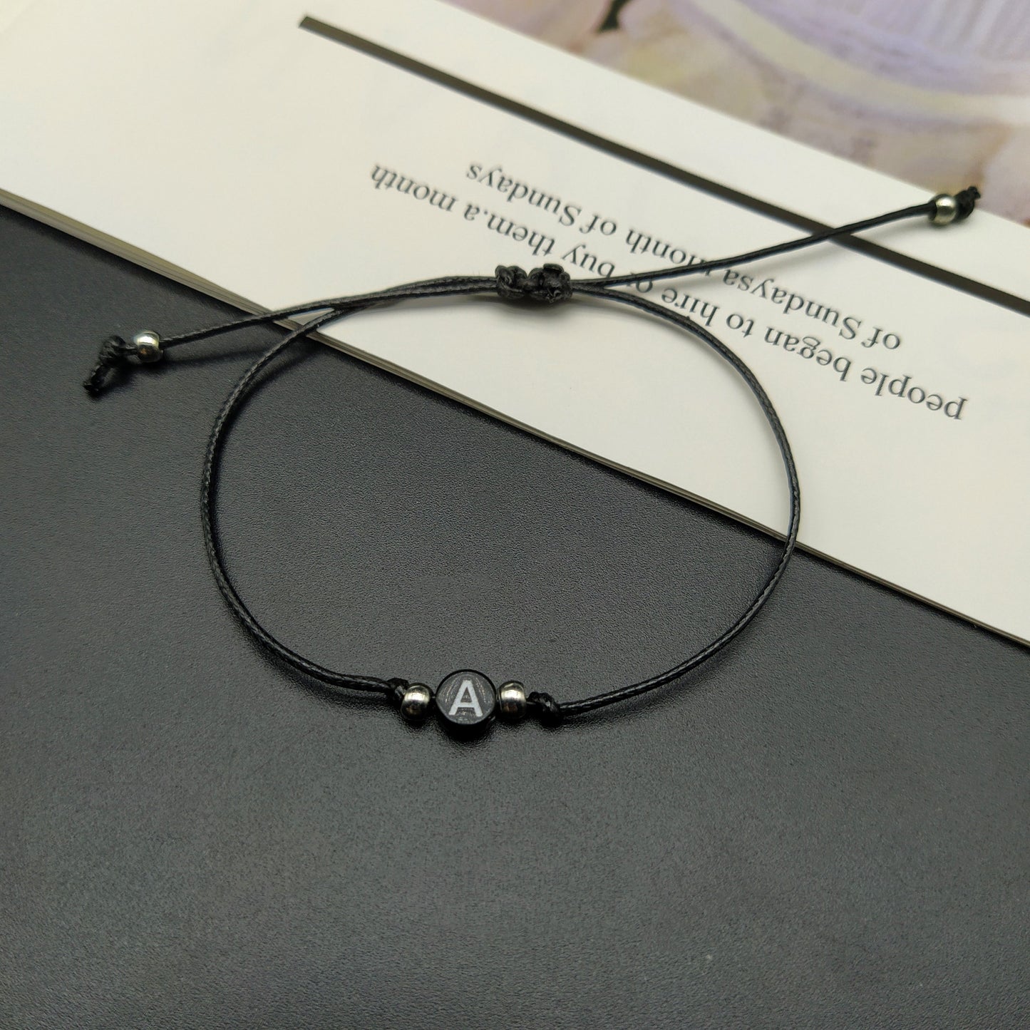 Personalized Letter Bracelet – Trendy Unisex Jewelry for Men and Women