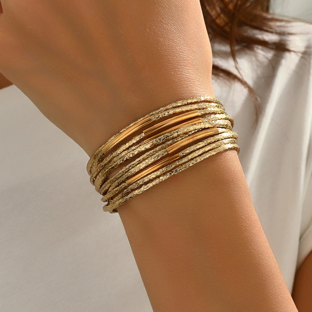 Layered Magnetic Vintage Leather Bracelet for Women – Stylish Therapeutic Jewelry