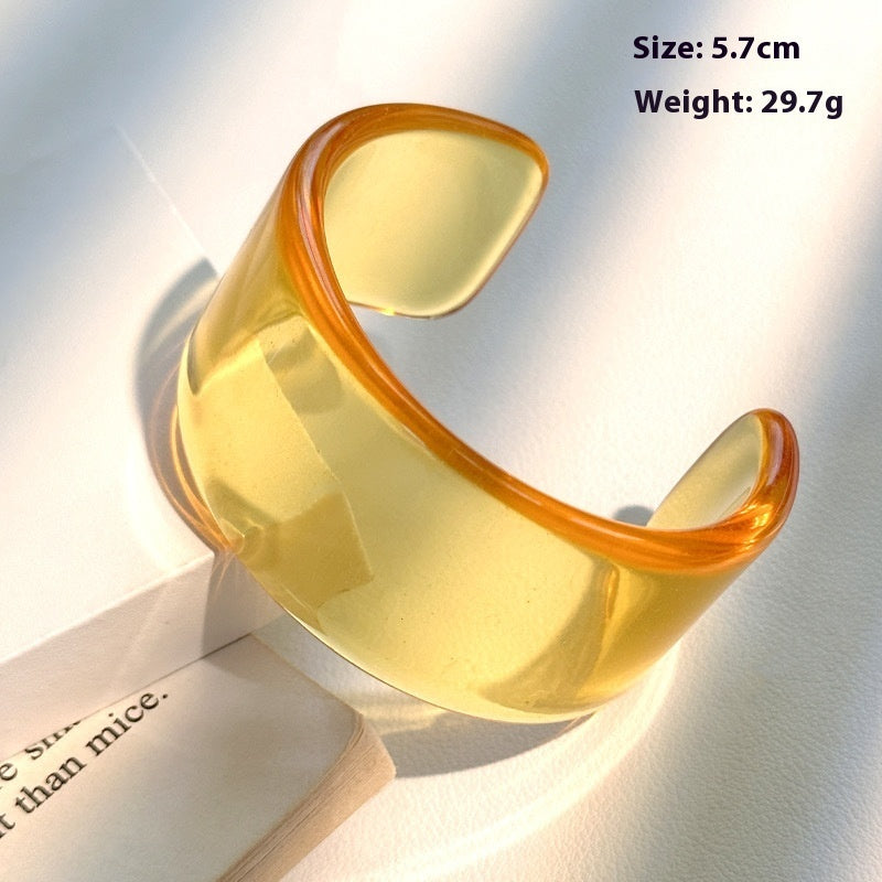 Brown Geometric Resin Open Bracelet for Women – Transparent Minimalist Jewelry