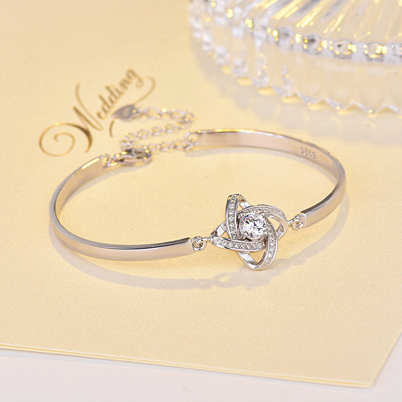 S925 Sterling Silver Four-Leaf Clover Bracelet – Simple & Elegant Lucky Charm Jewelry